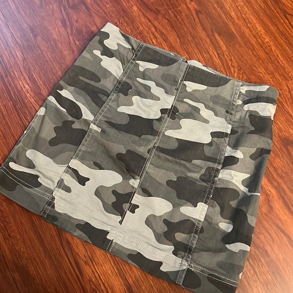 Camp skirt